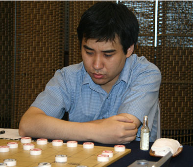 靳玉砚在对局中