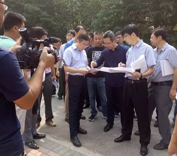 王新亭市长在实地考察