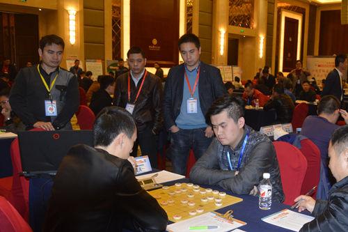 王天一对钟少鸿