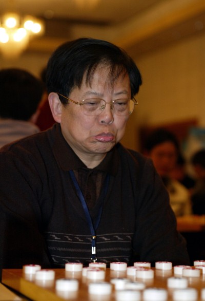 象棋特级大师胡荣华