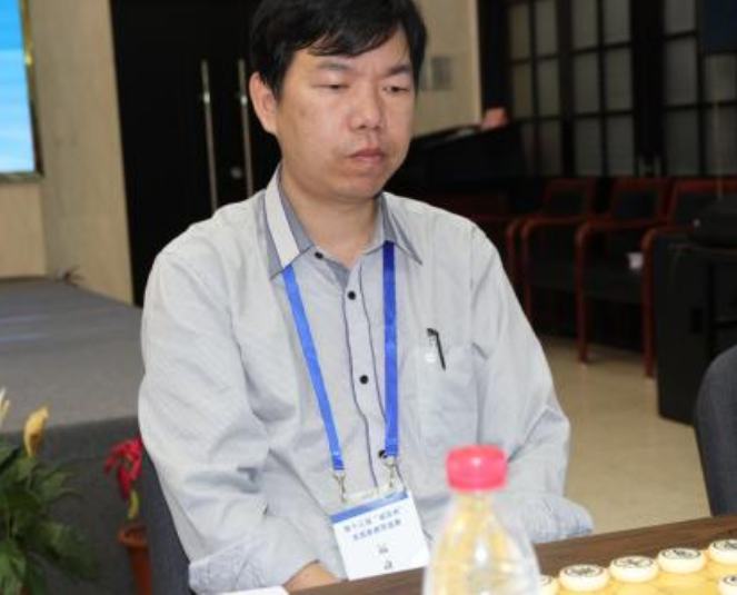 象棋大师黎德志