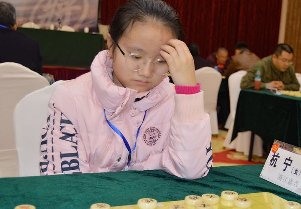 14岁的女大师杭宁 14岁的女大师杭宁