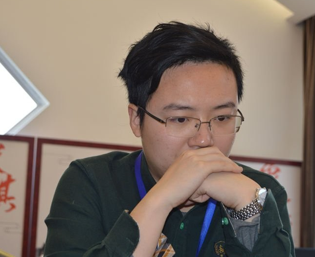 郑惟桐获得首届谢侠逊杯专业组冠军 郑惟桐获得首届谢侠逊杯专业组冠军