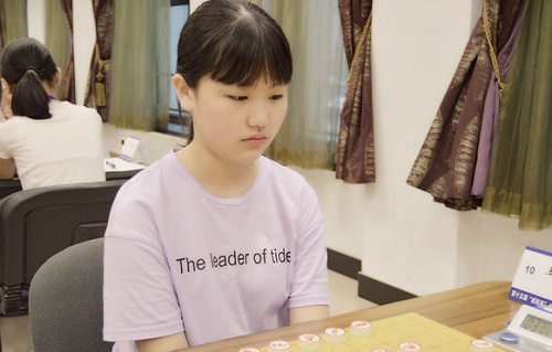 第十五届威凯杯象棋等级赛王文君获得女子组冠军