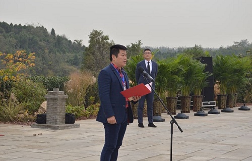 世界象棋联合会霍震霆主席特别代表钟彦